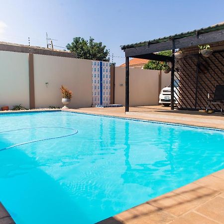 Casa Da Noleen Matola Kültér fotó