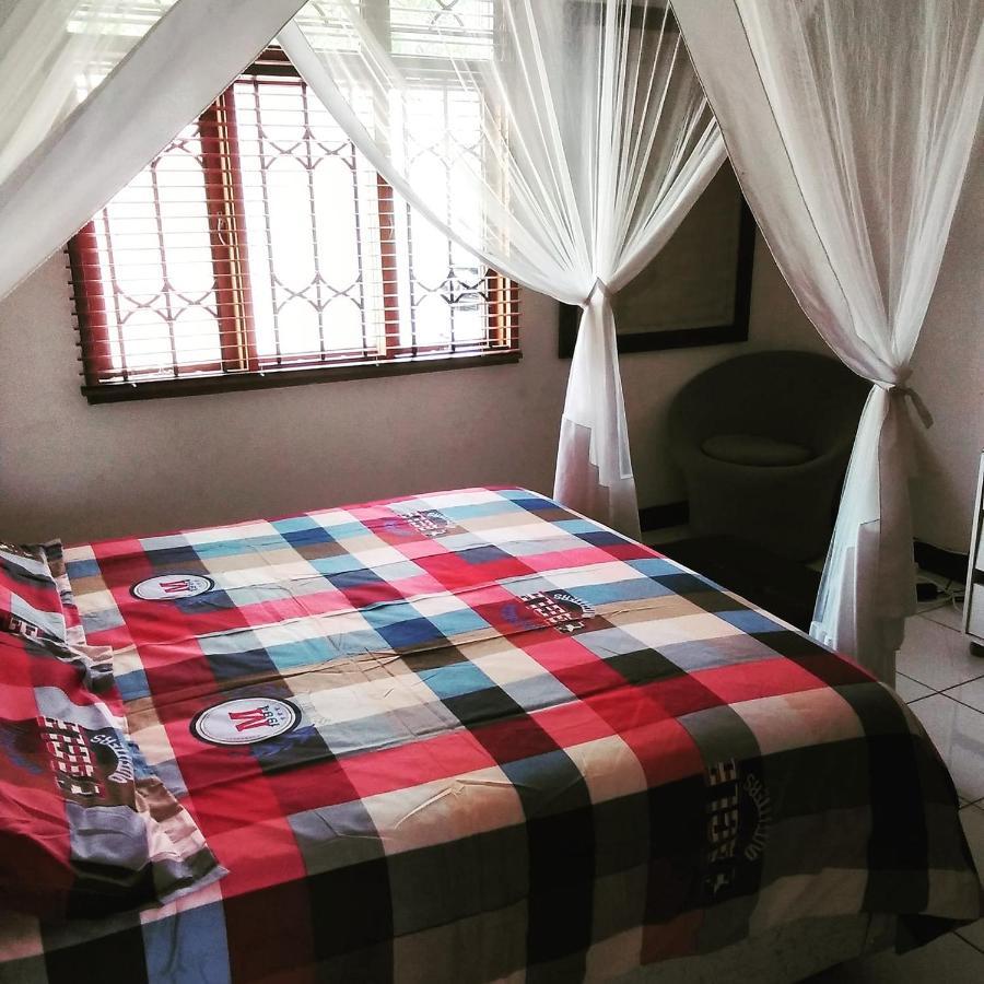 Casa Da Noleen Matola Kültér fotó