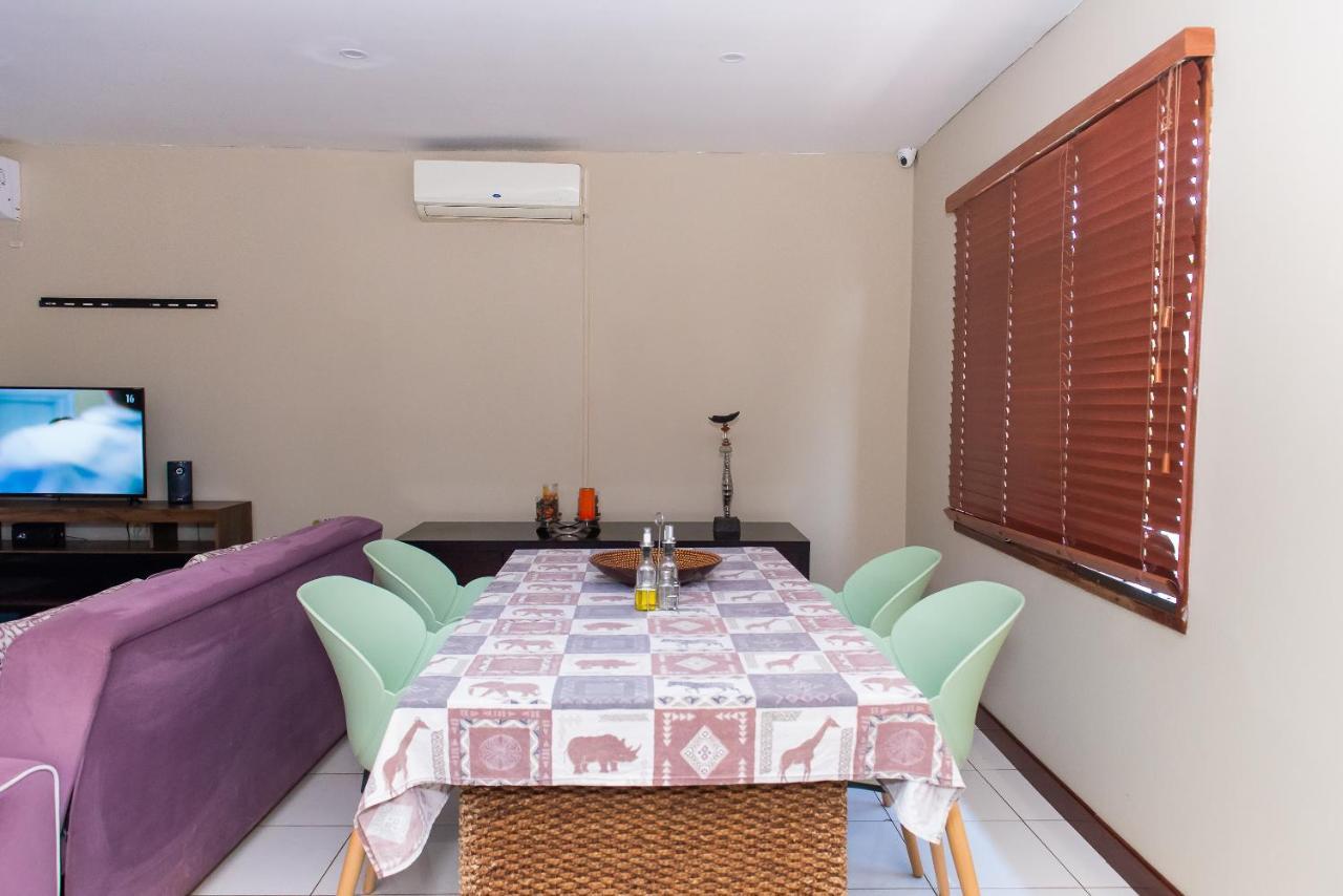 Casa Da Noleen Matola Kültér fotó