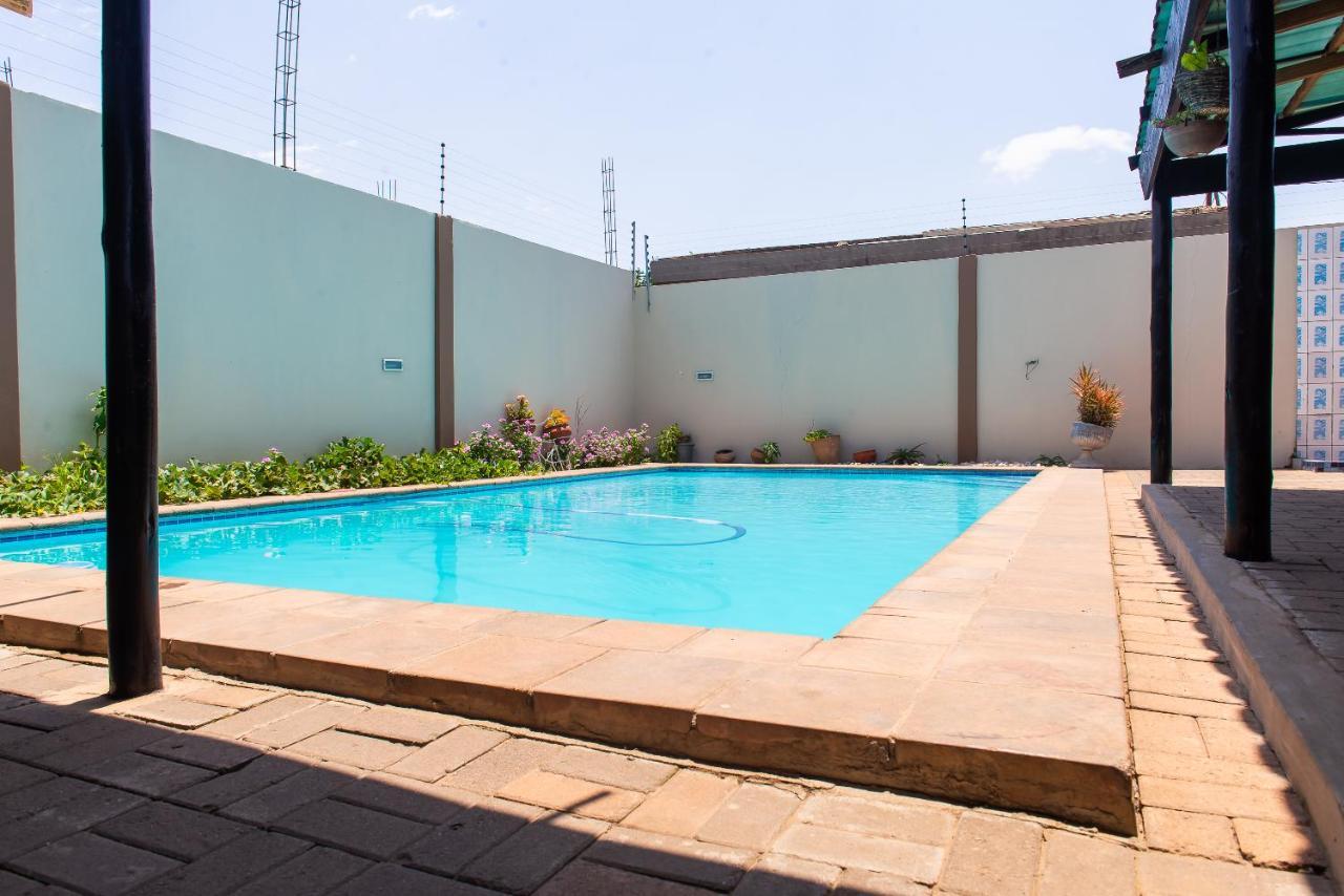 Casa Da Noleen Matola Kültér fotó