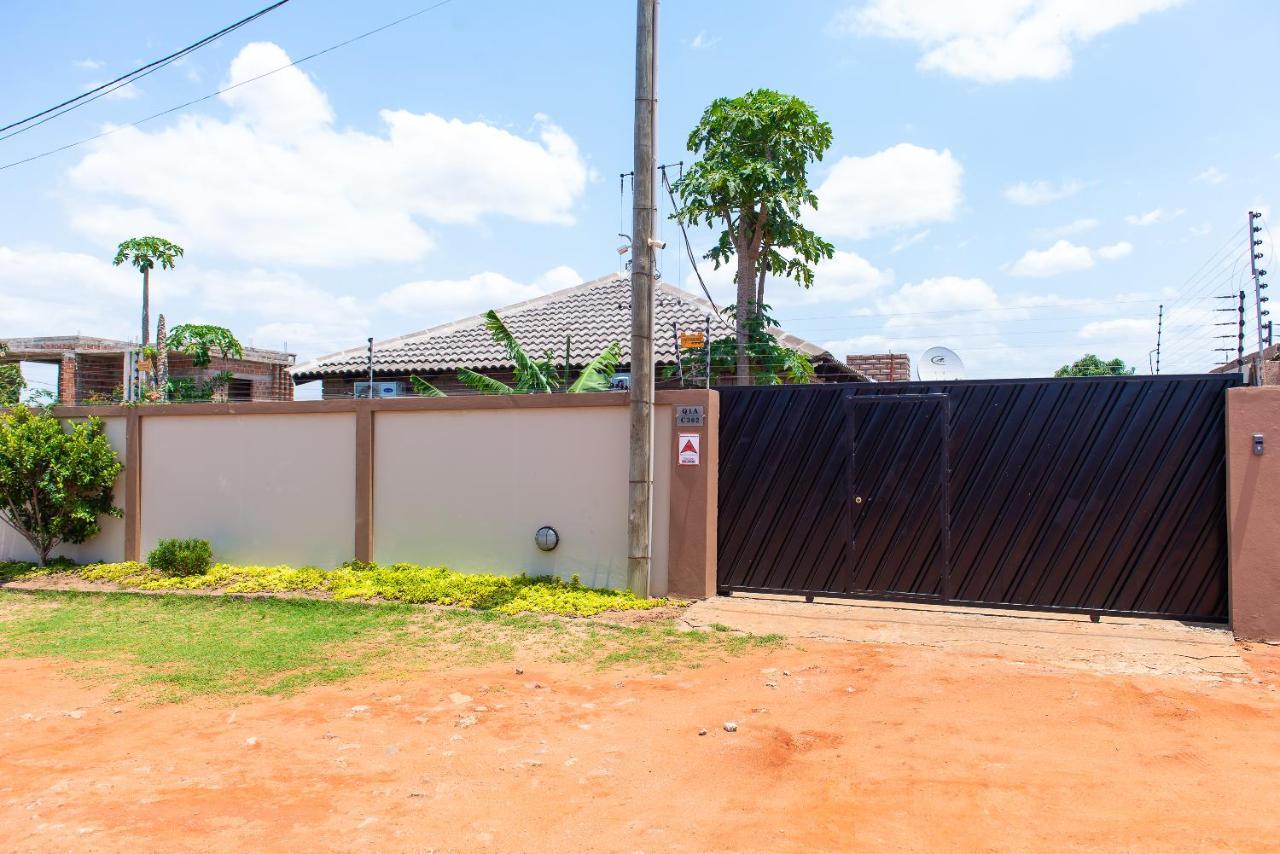 Casa Da Noleen Matola Kültér fotó