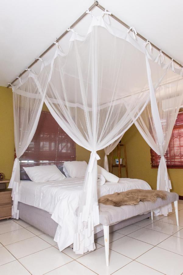 Casa Da Noleen Matola Kültér fotó