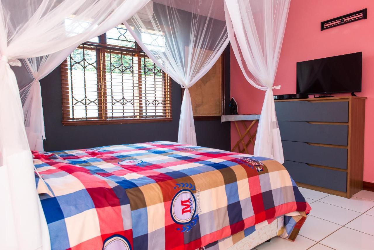 Casa Da Noleen Matola Kültér fotó