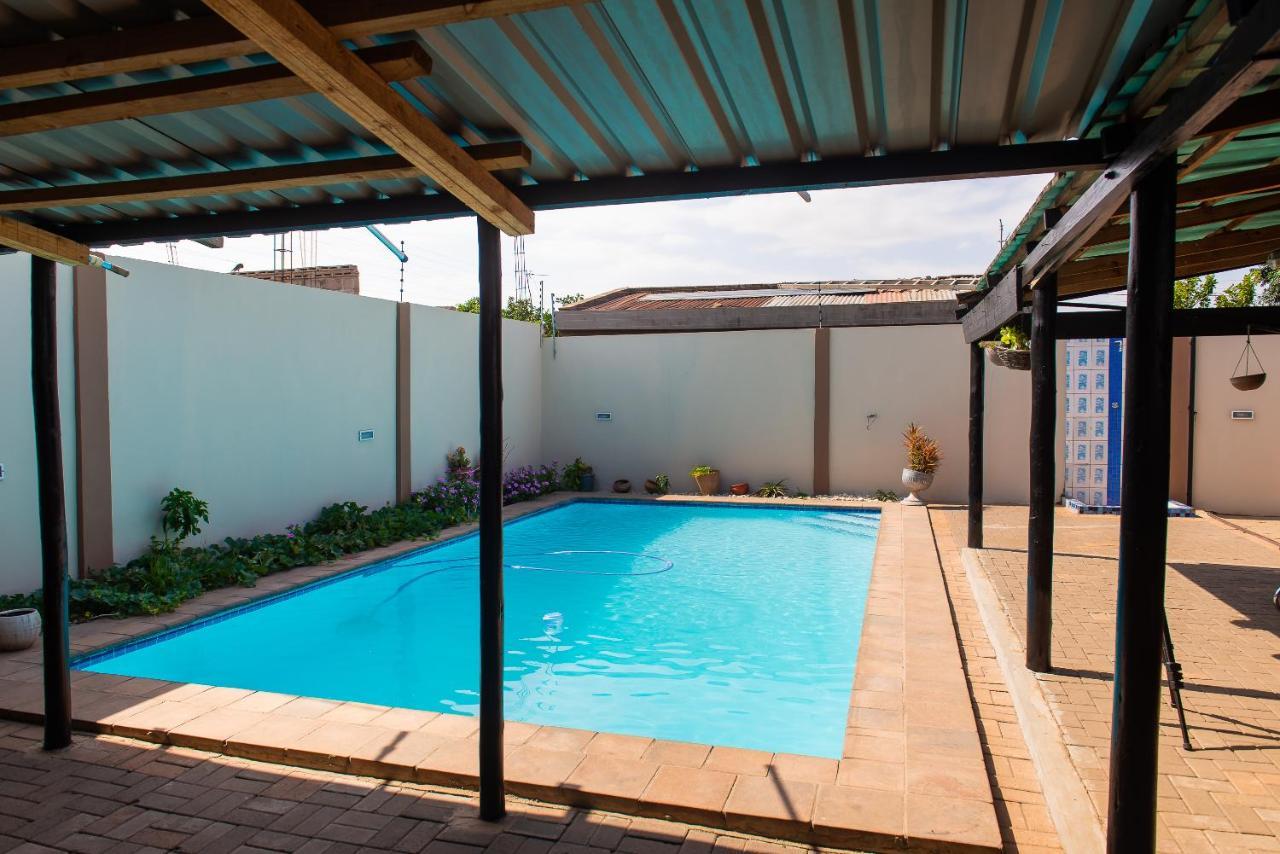 Casa Da Noleen Matola Kültér fotó