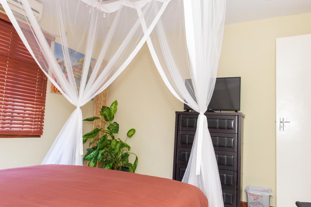 Casa Da Noleen Matola Kültér fotó