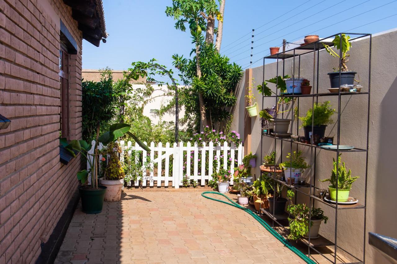 Casa Da Noleen Matola Kültér fotó